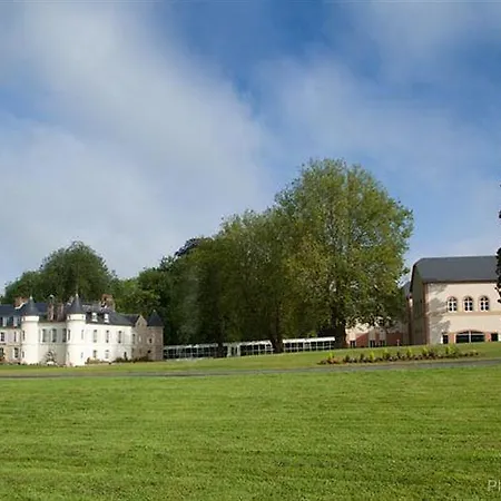 Chateau Saint Just Hotel 4*