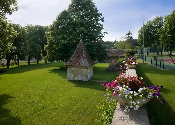 Chateau Saint Just Hotel