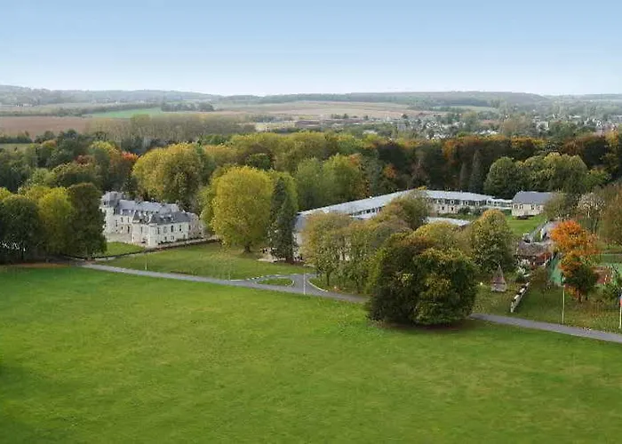 Chateau Saint Just Hotel 4*